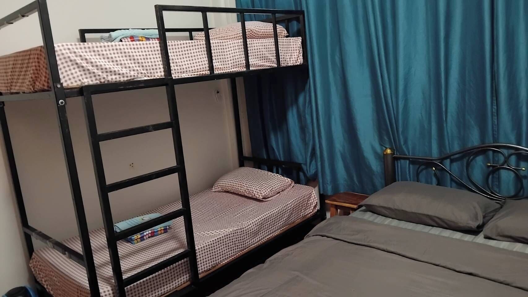 Chambre Double Familiale, 1 chambre | Wi-Fi gratuit