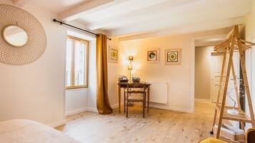 6 chambres, Wi-Fi, draps fournis