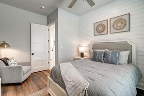 3 chambres, fer et planche à repasser, Wi-Fi, draps fournis