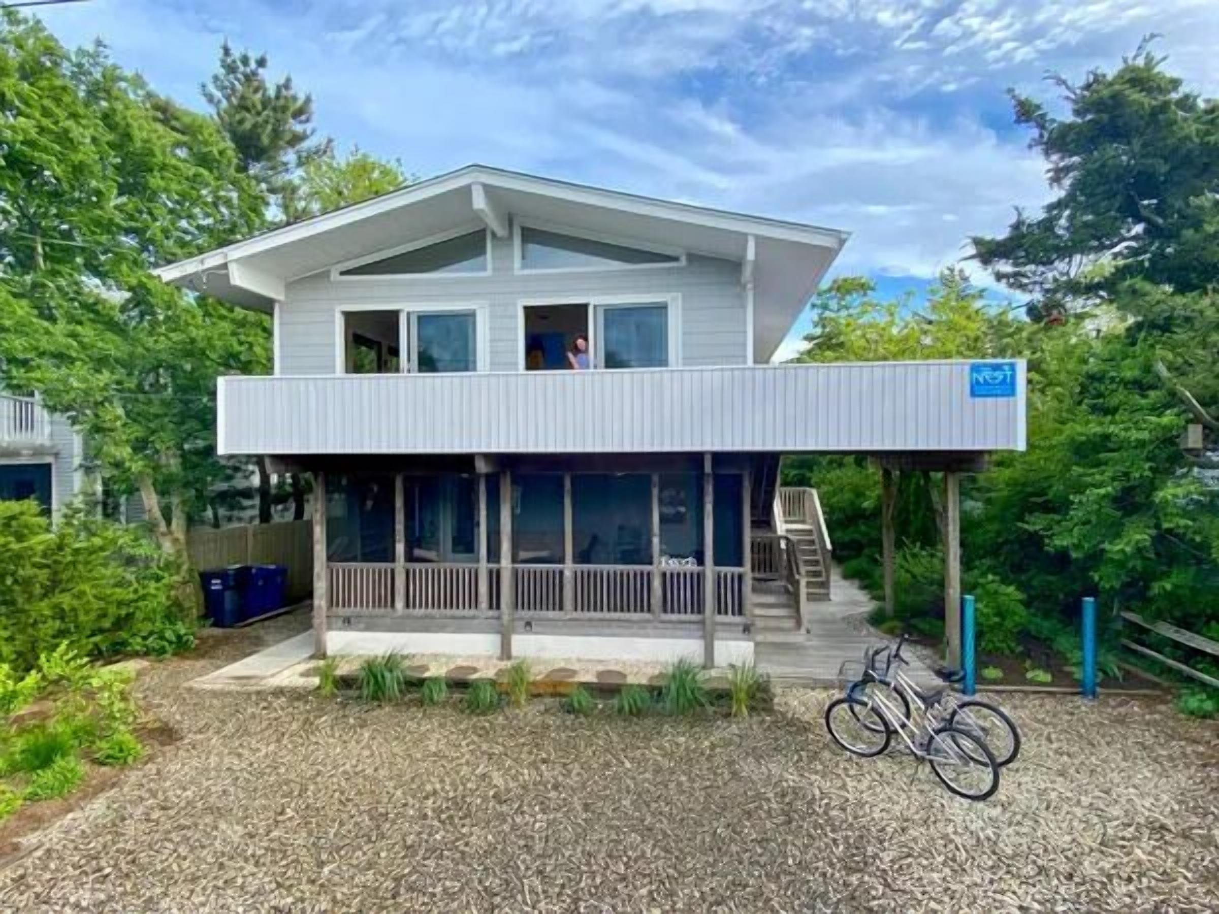 The Nest is a spacious 4 bedroom, 2 bath home just 1.5 short blocks to the beach.