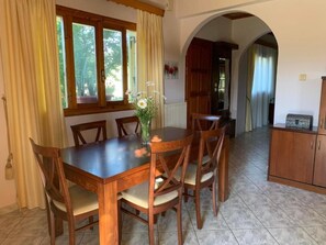 Dining - Peaceful villa located in the village Vryses (Vryses)