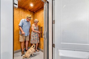 Interior - Hilton Head 5BR Sleeps 18 • Heated Pool • Walk to Folly Field • Dog Friendly • Elevator (Hilton Head Island)