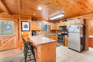 Køleskab, mikrobølgeovn, ovn, opvaskemaskine