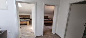 2 bedrooms, iron/ironing board, WiFi, bed sheets - Two bedroom apartment Noel in Poeč (Porec)