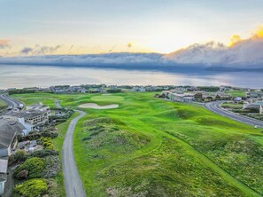 Golf - 7th Heaven - Enjoy stunning views overlooking the 7th green, and the Ocean! (Bodega Bay)