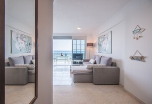 Apartamento básico | 2 quartos, ferros/tábuas de passar roupa, Wi-Fi de cortesia