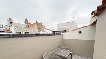 Suite superior, 1 cama King size, hidromasaje | Terraza o patio