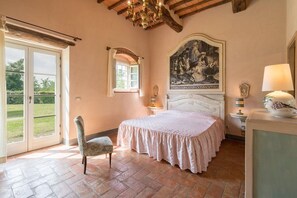 7 bedrooms, iron/ironing board, travel crib, free WiFi - Leopolda Selvarella by Geco Vacation Rentals (Badia Agnano)