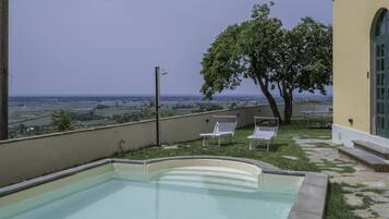 Seasonal outdoor pool