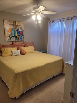 2 bedrooms, in-room safe, iron/ironing board, free WiFi
