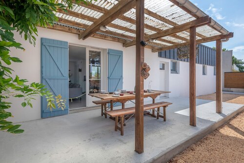 House for 7 near the harbour