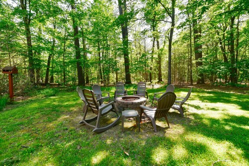 Spacious House Near Echo Lake, Close to Diana's Bath & N. Conway