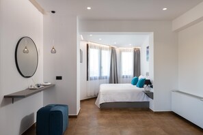 5 chambres, fer et planche à repasser, lit parapluie, Wi-Fi gratuit