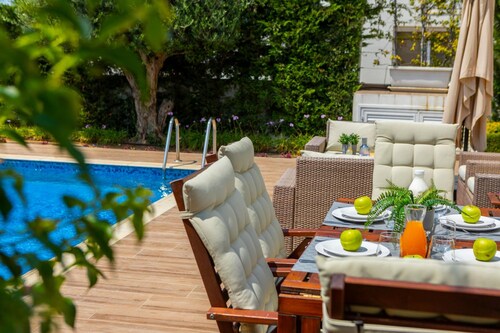 Napa Bay View Villa 8