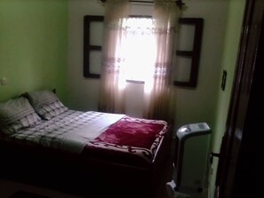 2 soverom og sengetøy