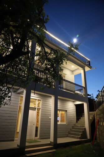 Hilllock castle Mussoorie.. Place where you meet nature, heaven, peace, vibes.. 