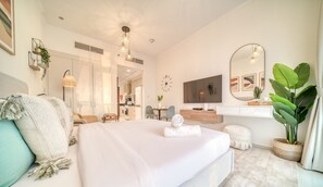 Zimmersafe, Bügeleisen/Bügelbrett, kostenloses WLAN, Bettwäsche