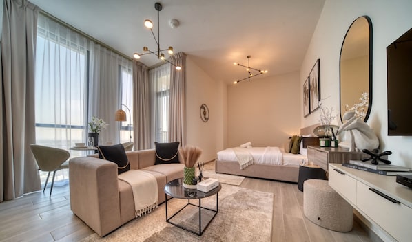 In-room safe, iron/ironing board, free WiFi, bed sheets