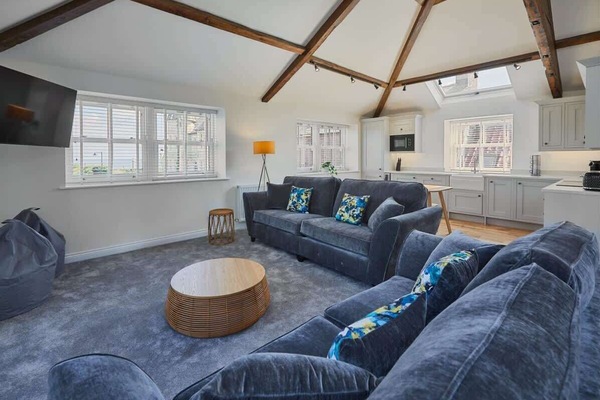 1 The Mount, Whitby - Host & Stay