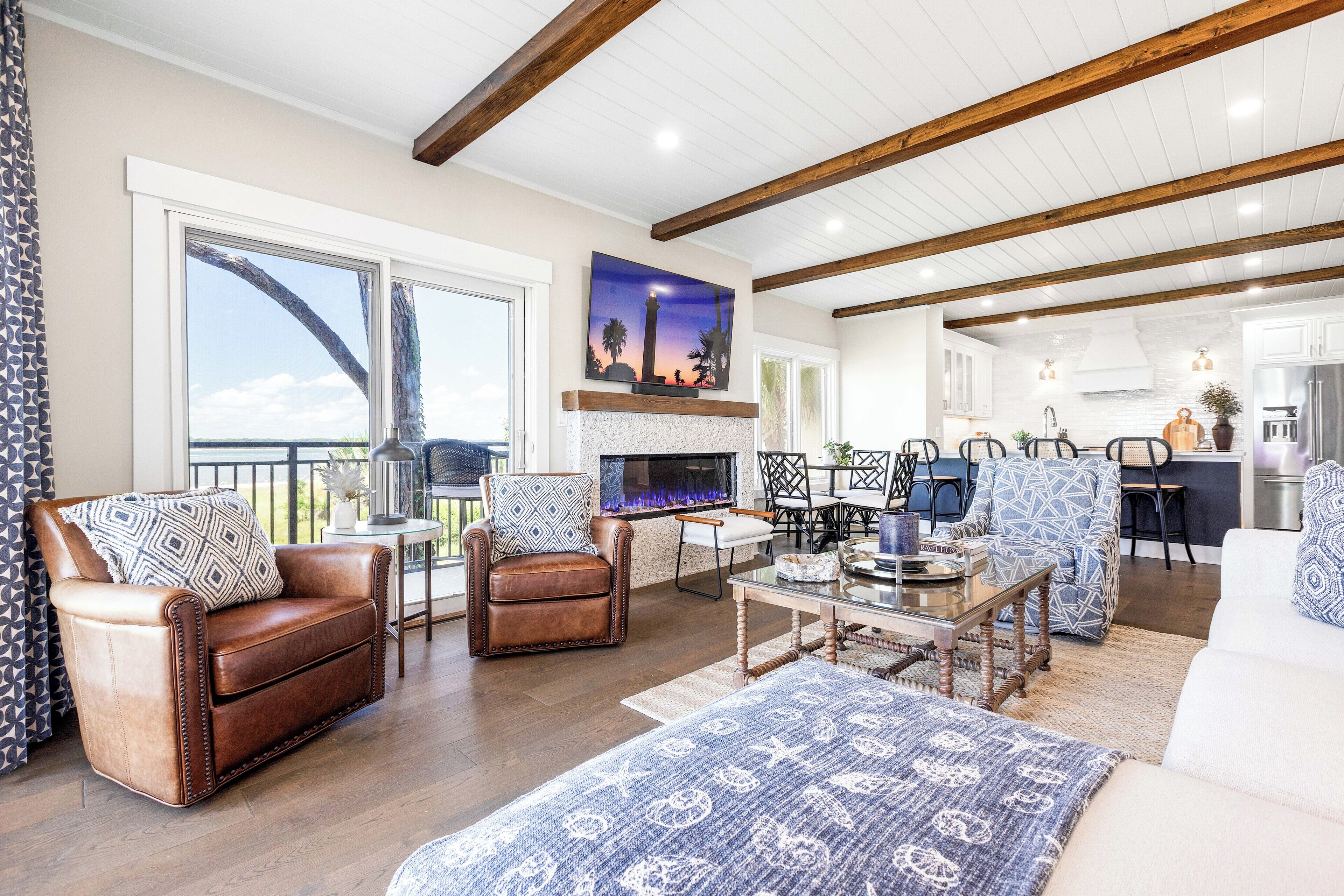 Smart-tv, stereoanlæg