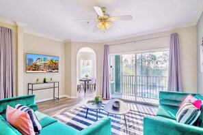 TV - Upstay Condo Near Disney w Pool & Sauna (Winter Garden)