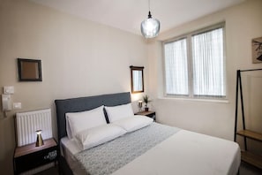 1 室のベッドルーム、アイロン / アイロン台、WiFi、ベッドシーツ