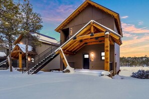 Exterior - Modern Cabin with Spectacular View (Show Low)