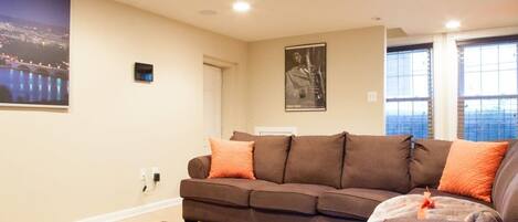 TV, fireplace, offices