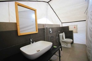 Bathroom - Camp Redstart (Leh)