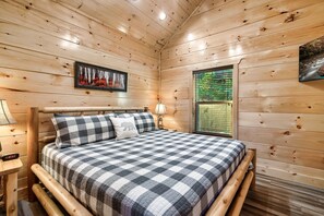 2 slaapkamers, een strijkplank/strijkijzer, gratis wifi, beddengoed