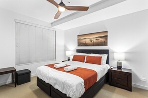 3 chambres, fer et planche Ă repasser, Wi-Fi, draps fournis