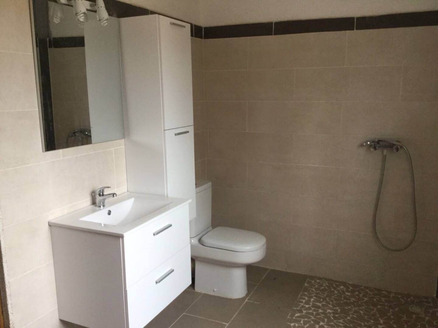 Shower, toilet paper
