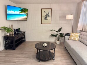 Condo, 1 Bedroom | Living area | Smart TV