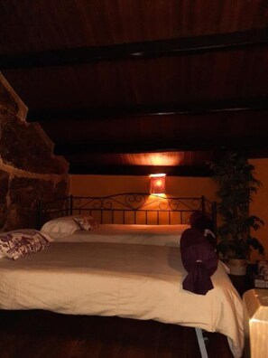 3 Schlafzimmer, Bügeleisen/Bügelbrett, Reisekinderbett, Bettwäsche