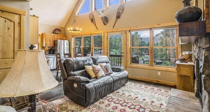 Solitude Eagle #5 - Estes Park 2 Bedroom Condo by RedAwning