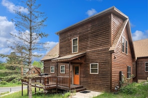 Condo, 2 Bedrooms | Exterior