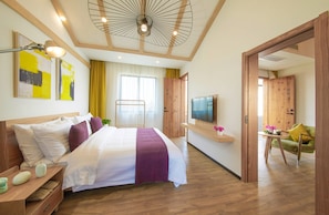 Family Loft, 2 Bedrooms, Connecting Rooms, Courtyard View | Free WiFi, bed sheets - Wuzhen Dream Hotel (Jiaxing)