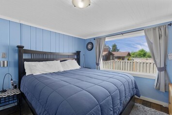 Akari Bungalows managed by Bloomer Estates Vacation Rentals on the Washington Coast