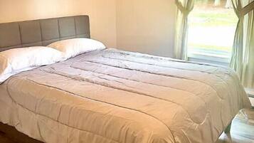 4 soveværelser, strygejern/strygebræt, sengetøj