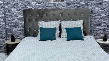 WiFi, bed sheets