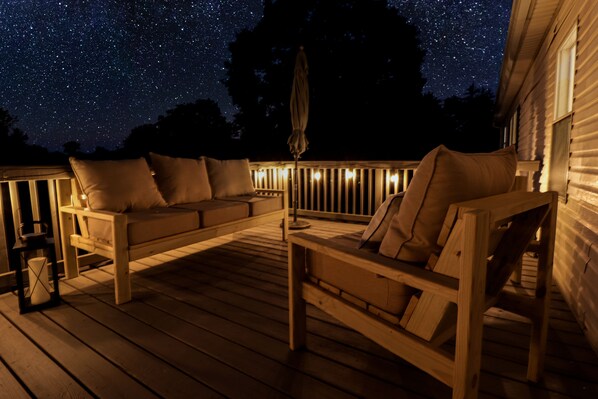 Outdoor spa tub - The Cedar Farm Close To VIR, Danville (Ringgold)