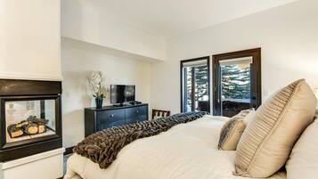 House (Breckenridge White Wolf Townhome 4 Be) | Exterior