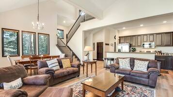 House (Breckenridge White Wolf Townhome 4 Be) | Exterior