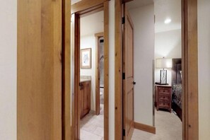 Exterior - Vail Landmark 1 Bedroom Condo in Lionshead Village (Vail)