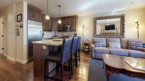 Exterior - Vail Lionshead Village Landmark 1 Bedroom Condo (Vail)