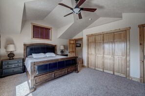 Luxury-Chalet, 3 Schlafzimmer, Bergblick | 3 Schlafzimmer, Bettwäsche aus ägyptischer Baumwolle