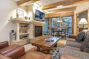 Condo (Vail Antlers 2 Bedroom Condo) | Exterior