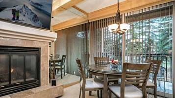 Condo (Vail Antlers 2 Bedroom Condo) | Exterior