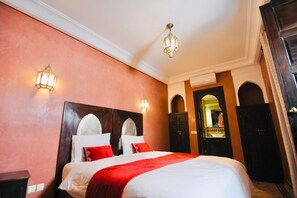 4 dormitorios, tabla de planchar con plancha, wifi y ropa de cama