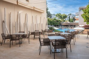 Bar (on property) - Leonardo Suites Hotel Mallorca Calvia (Calvia)